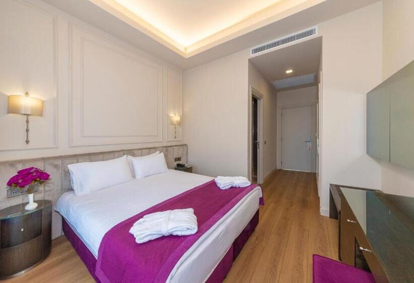 Comfort room with city view, The Hotel Beyaz Saray & Spa   Special Category